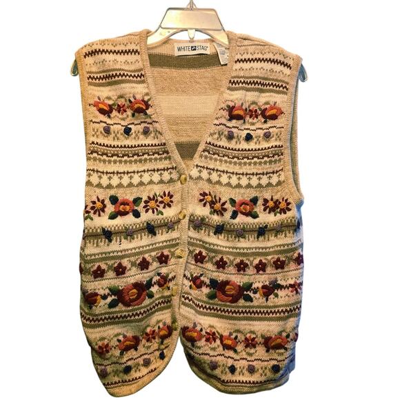 White Stag Sweaters - White Stag Knit Floral Cardigan Vest - Great Condition!
